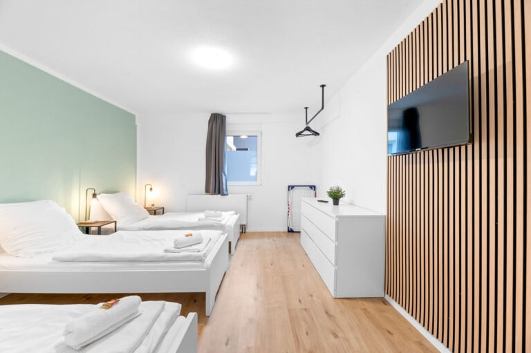 Nürtingen Apartment mit 3 Schlafzimmern BW13